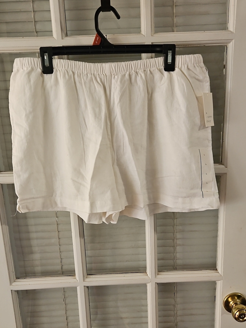 NWT A New Day Cream Casual Shorts with Elastic Waist & Pockets. Sz Large